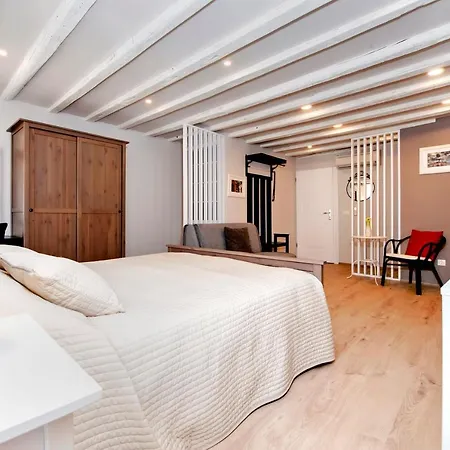Carera 42 Apartmán