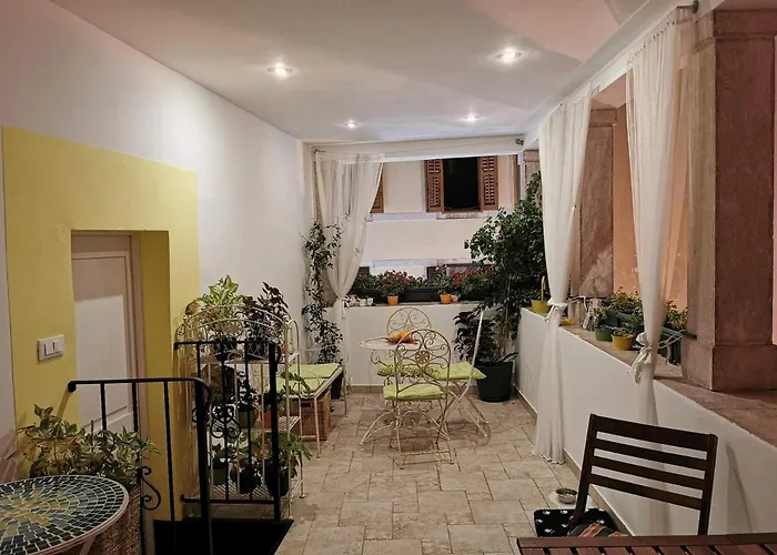 Carera 42 Apartmán *